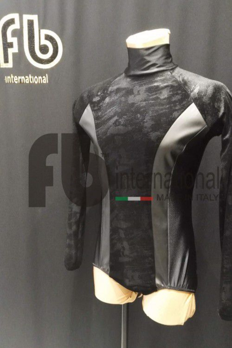 Men's turtleneck